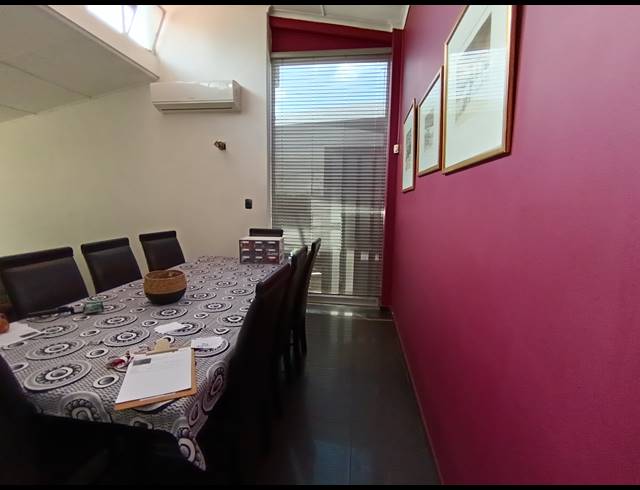3 BEDROOM HOUSE FOR SALE IN SOUTH CREST